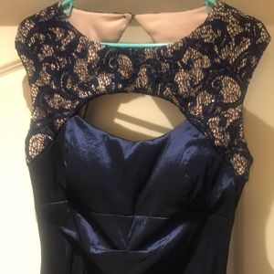 R & M Richards Dresses - Beautiful Navy Blue Mermaid Style Dress R & M Richards Dresses - Beautiful Navy Blue Mermaid Style Dress